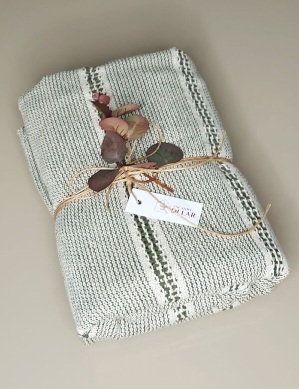 Toalha de Mesa Essenza - verde floresta - (1,50cmX1,60cm) - Imagem 4