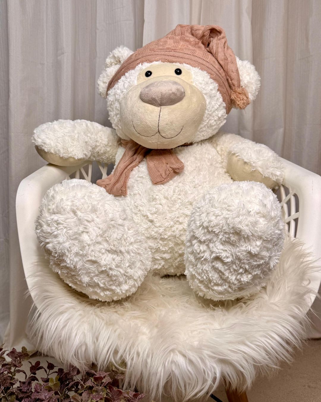 Urso de Pelúcia Sentado Sonhador