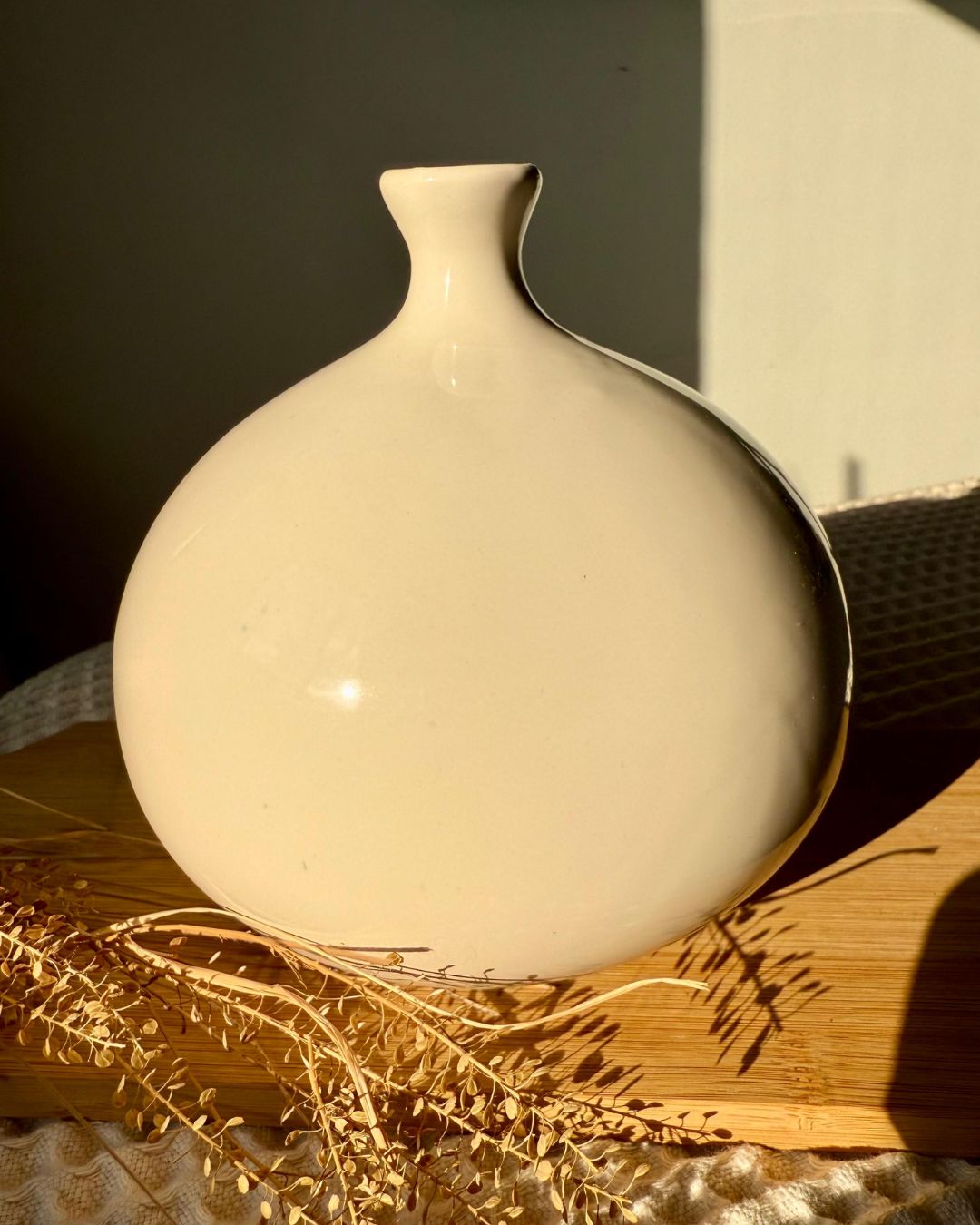 Vaso Garrafa Bojuda Off-White - (ESGOTADO)
