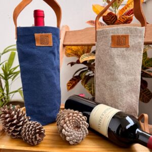 Wine Bag Azul com Alça em Couro
