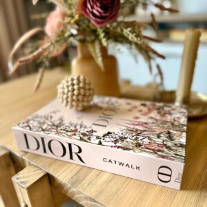 Caixa Livro Porta Objetos Dior 27cmX17cmX4,5cm