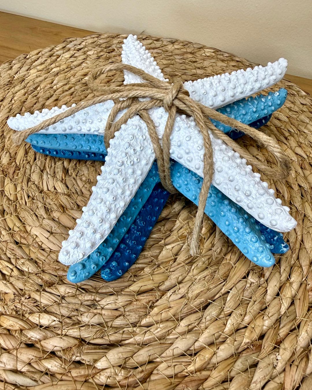 Kit 3 Estrelas em Resina Azul e Branco 18,5cmX18,5cmX6,5cm - Imagem 4