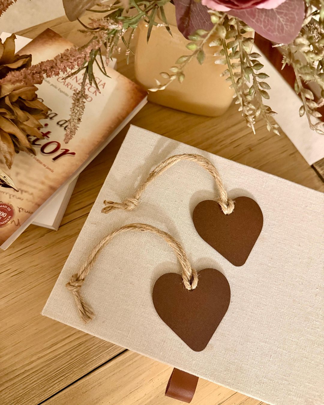 Tag Pingente Coração Decorativo em Ferro  6,5cmX6,5cm - 18cm