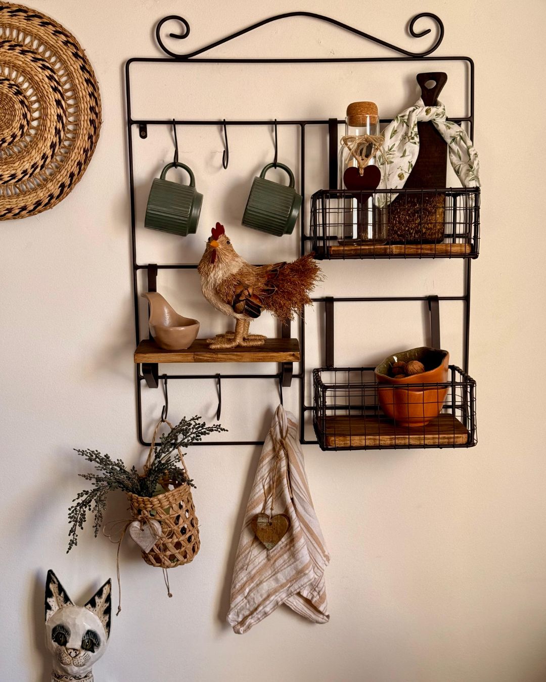 Suporte Organizador Estante Cestos e Ganchos  62cmX78cmX21cm