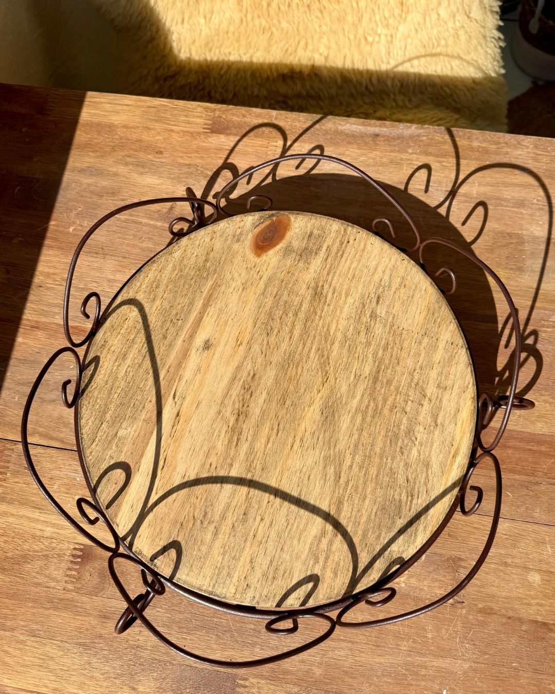 Bandeja Rústica Florença em Ferro e Madeira - 32cmX10cm - Imagem 5
