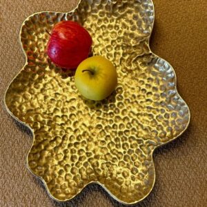 Bandeja Decorativa Metal Efeito Martelado Organic Dourado  36cmX31cmX6,5cm