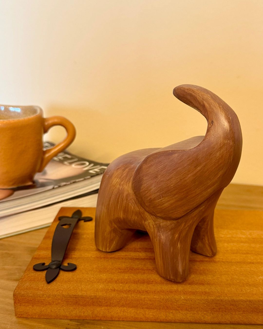 Escultura Decorativa Elefante em Poliresina  13cmX10cmX5cm